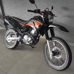 Moto Lander250 2012 preta