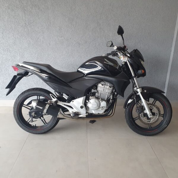 CB 300R - Image 2