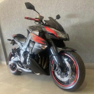 Moto Kawasaki z1000 2012 preta